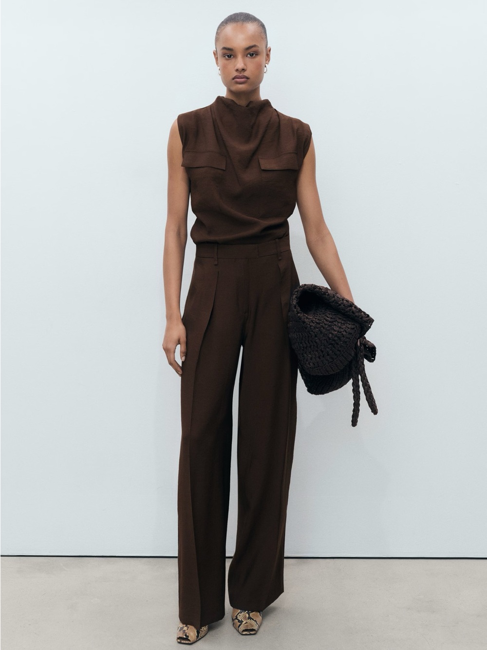 🔸NWT🔸Mango Brown Wide Leg Pleated Pants - Picture 5 of 10